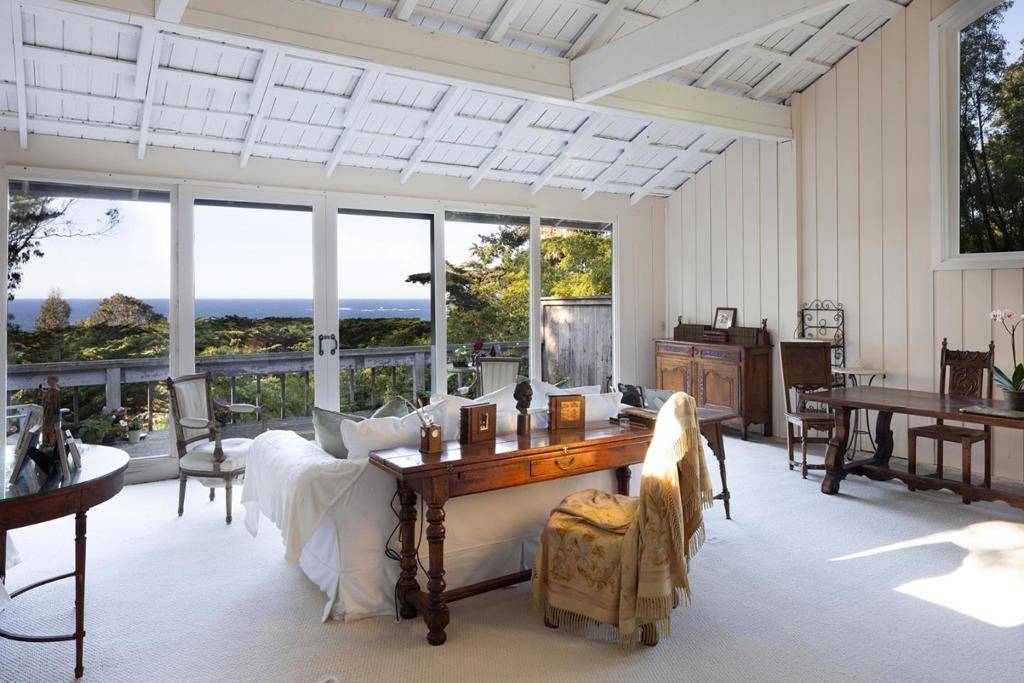 Carmel, CA 93923,262 Highway 1