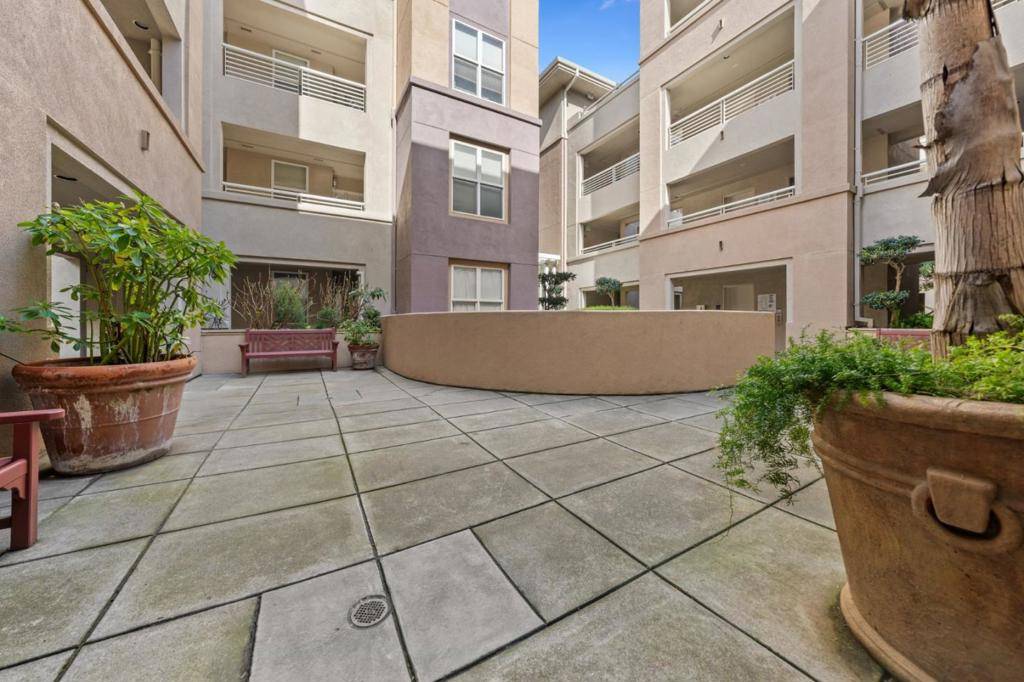 San Francisco, CA 94134,101 CRESCENT WAY #2406