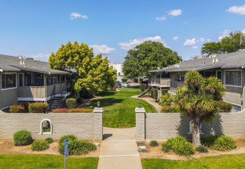 Gilroy, CA 95020,1231 Juniper DR #H