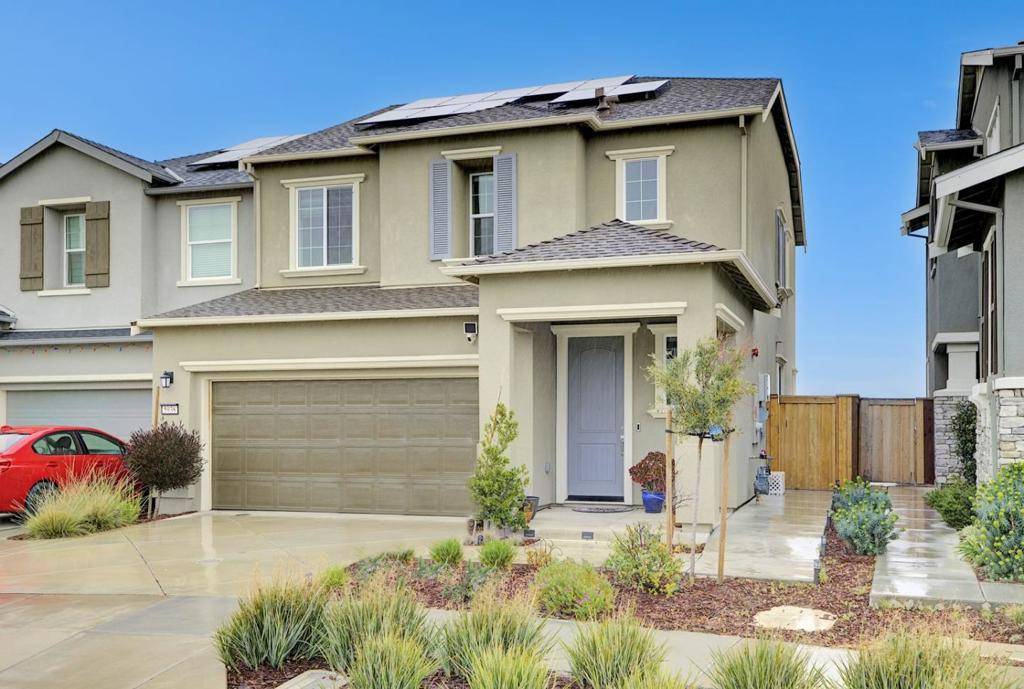 Tracy, CA 95377,5938 Lenin Priego ST