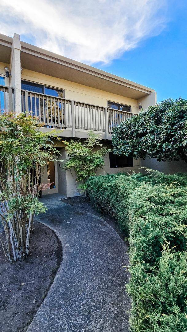 Monterey, CA 93940,65 Montsalas DR