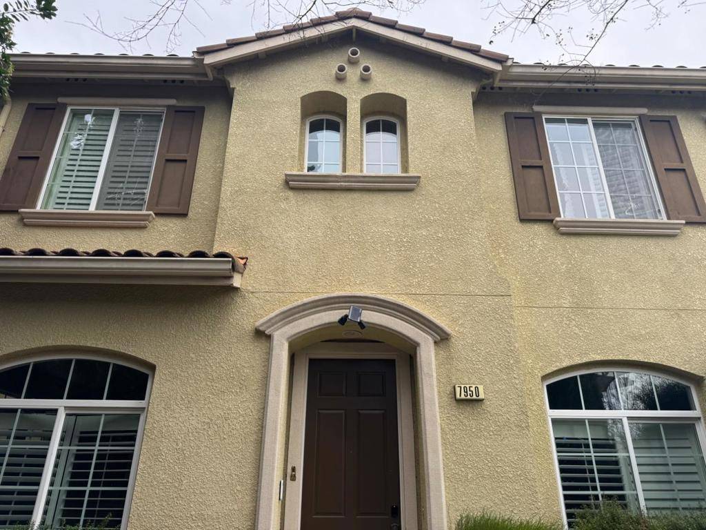 Gilroy, CA 95020,7950 English Oak CIR