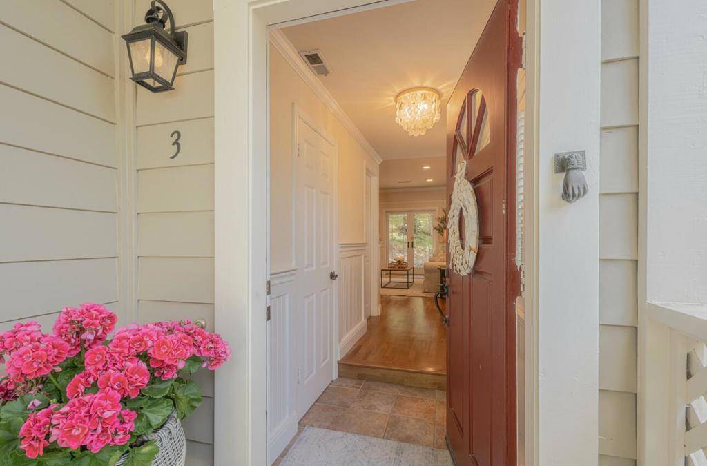 Pacific Grove, CA 93950,3 Glen Lake DR