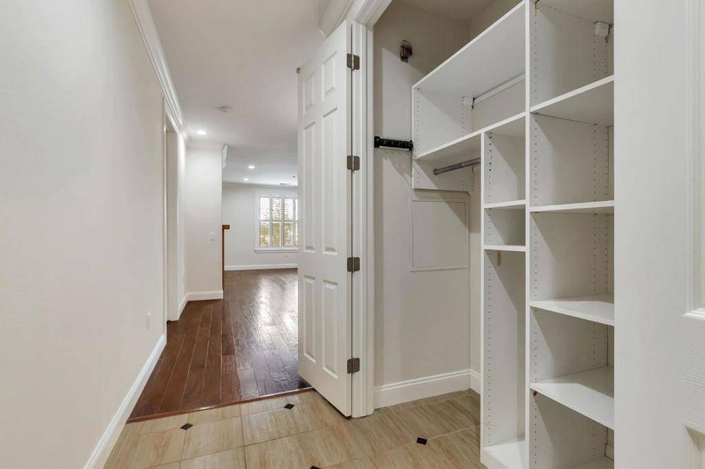 San Jose, CA 95124,2881 Meridian AVE #264