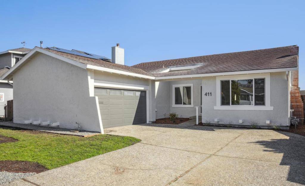 Half Moon Bay, CA 94019,411 Beach AVE