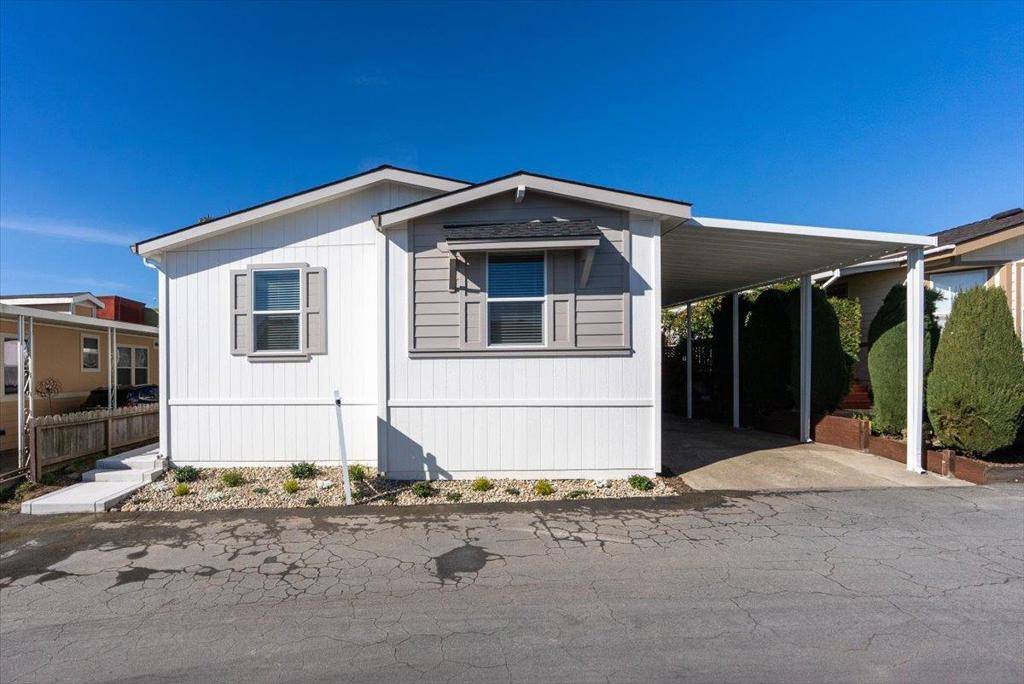 Watsonville, CA 95076,144 Holm RD