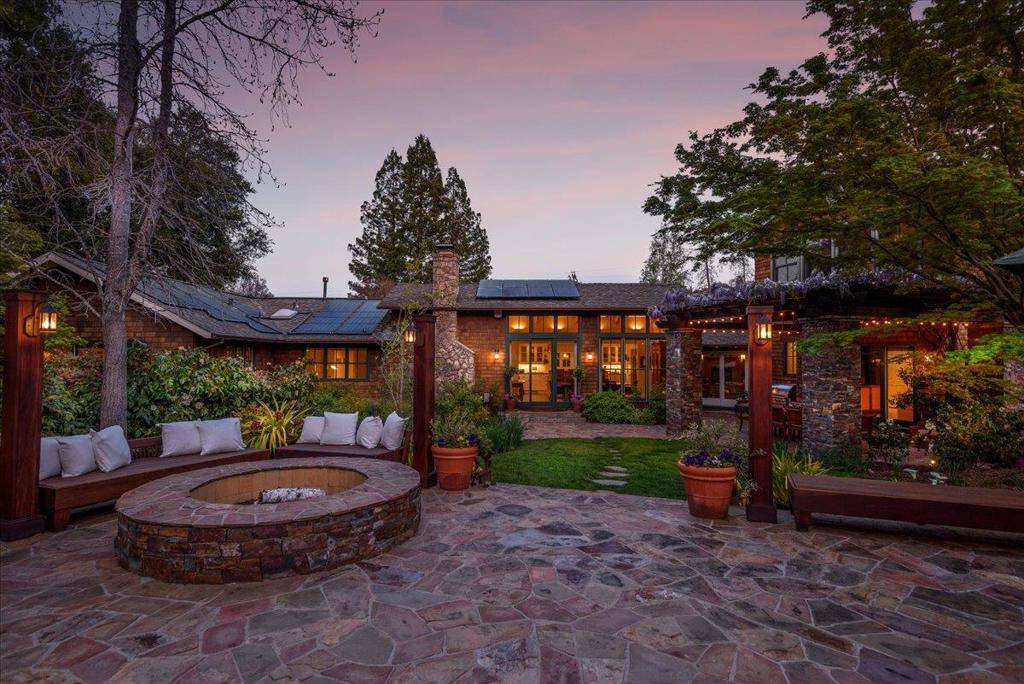 Portola Valley, CA 94028,45 Bear Gulch Drive