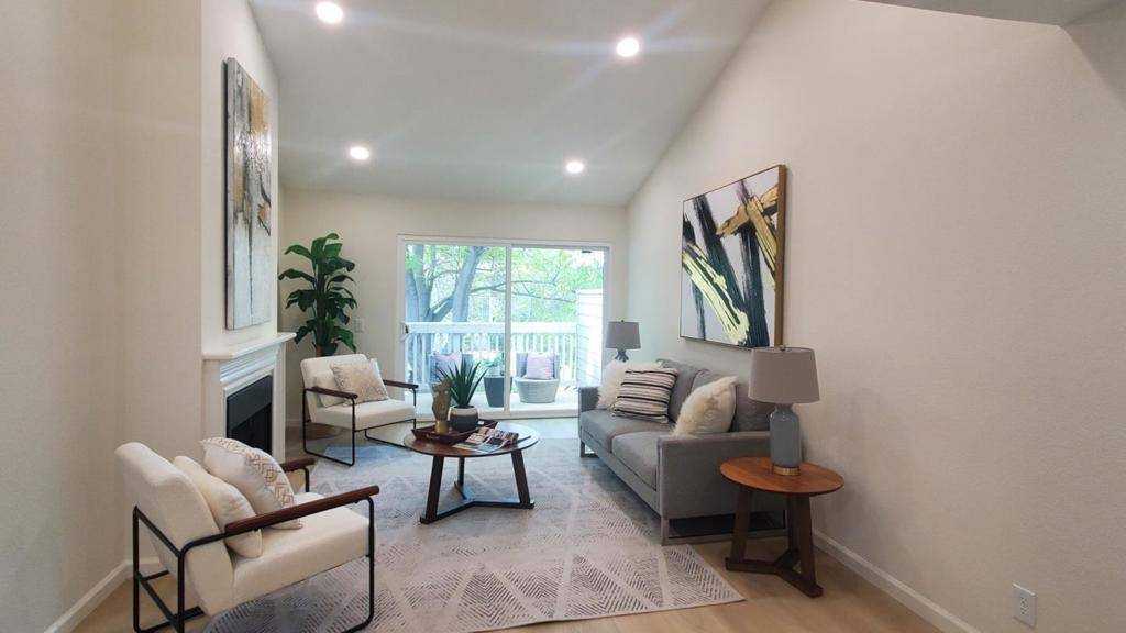 Fremont, CA 94536,3467 Pinewood TER #205