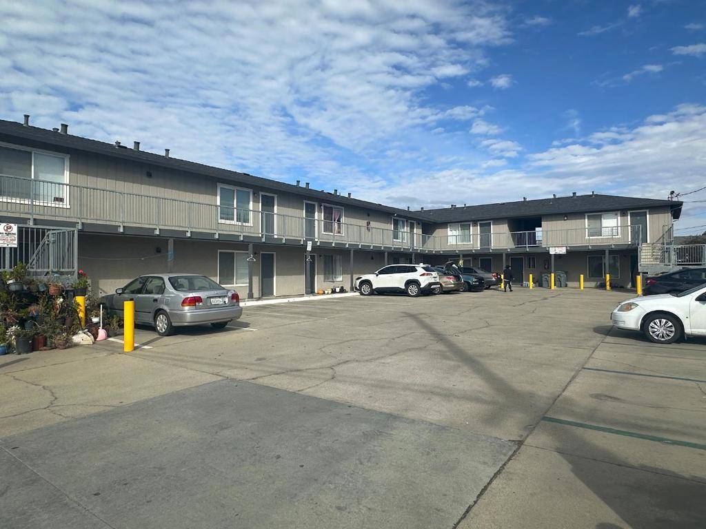 Salinas, CA 93905,1155 E Laurel DR