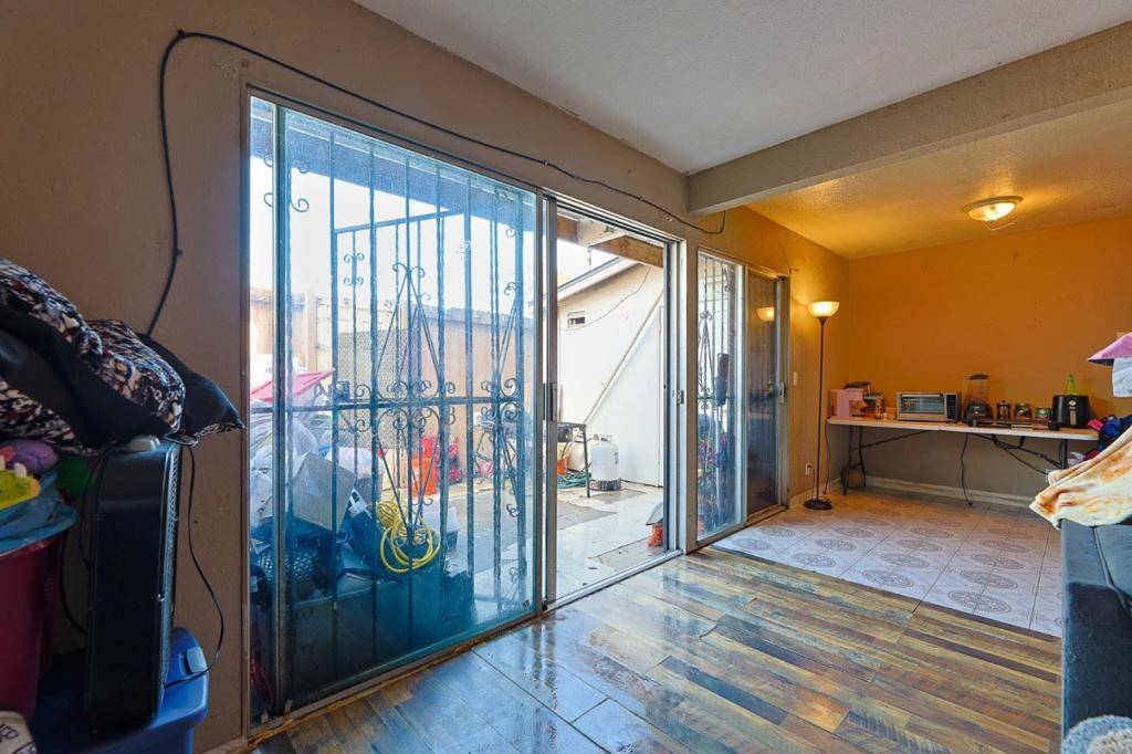 Salinas, CA 93905,918 Acosta PLZ #55