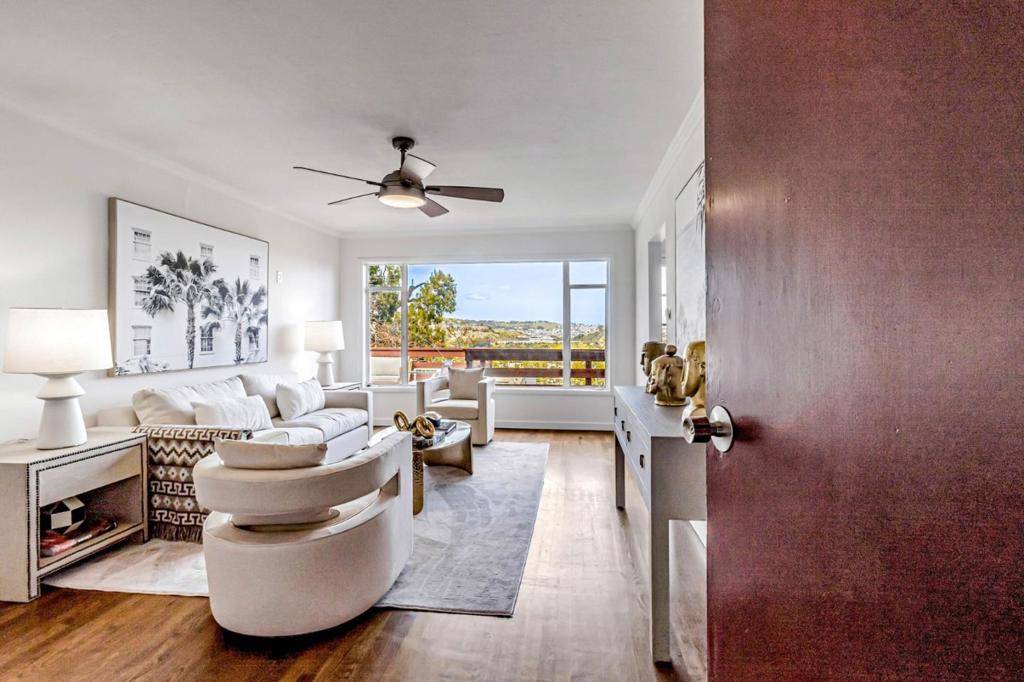 Brisbane, CA 94005,467 Sierra Point RD