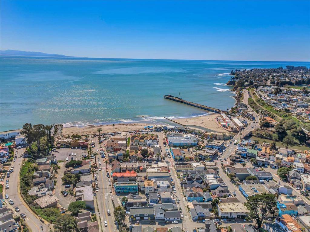 Capitola, CA 95010,Terrace WAY