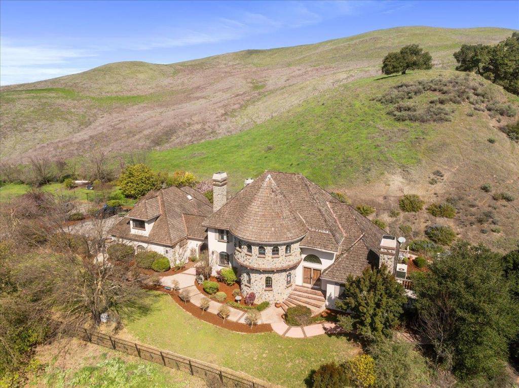 San Martin, CA 95046,3145 Paseo Vista AVE