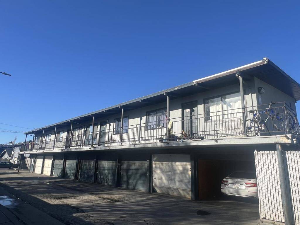 Redwood City, CA 94063,3786 Rolison RD