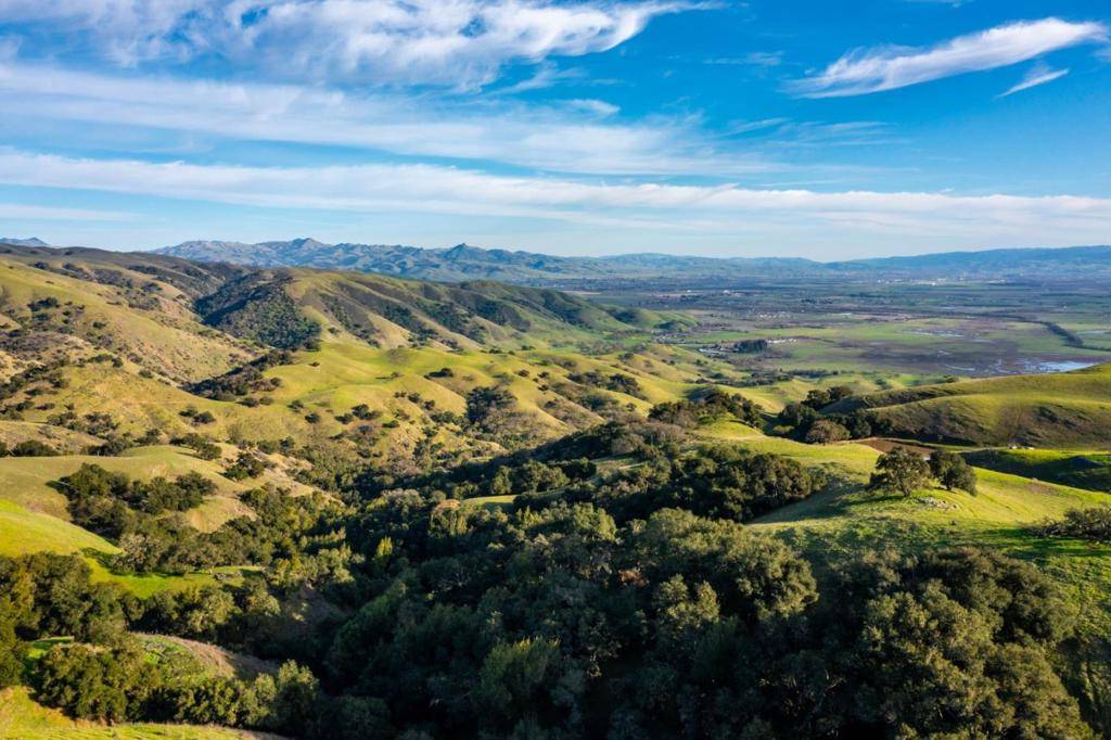 Gilroy, CA 95020,5167 Canada RD
