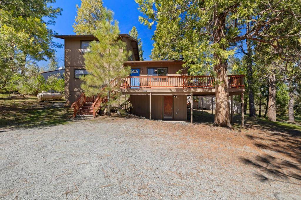 Groveland, CA 95321,19935 Pine Mountain DR