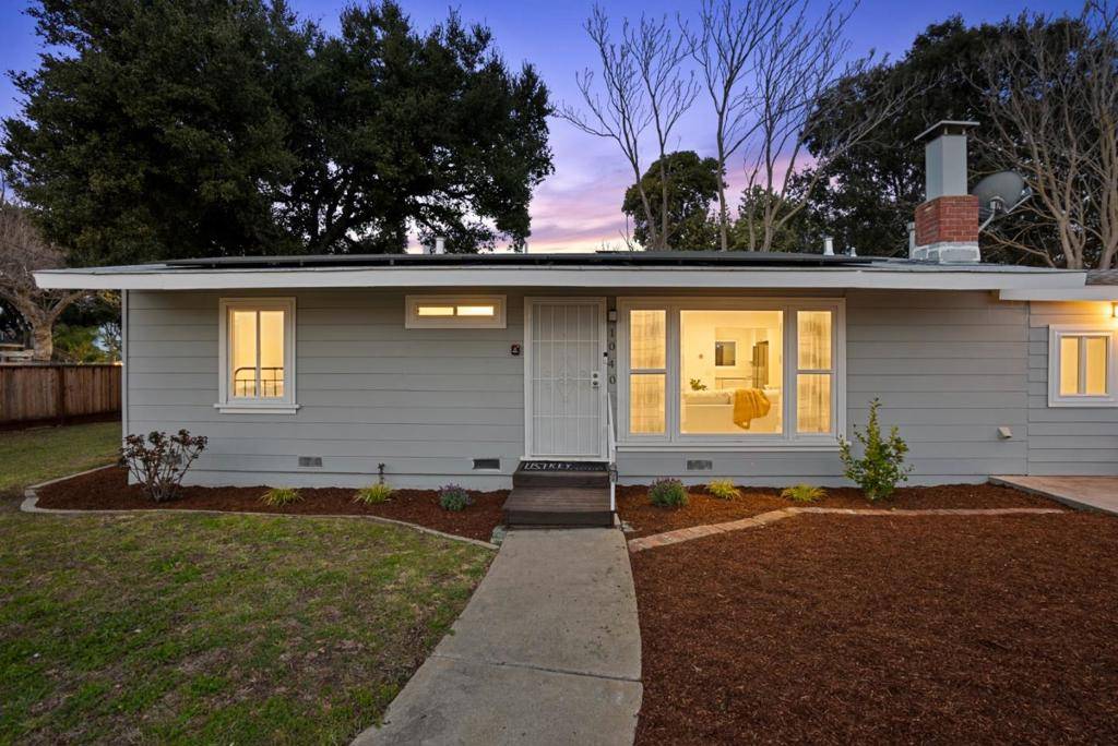 East Palo Alto, CA 94303,1040 Laurel AVE