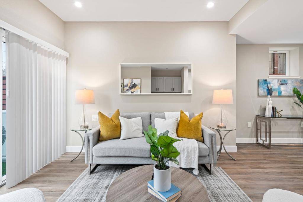 South San Francisco, CA 94080,645 Baden AVE #5
