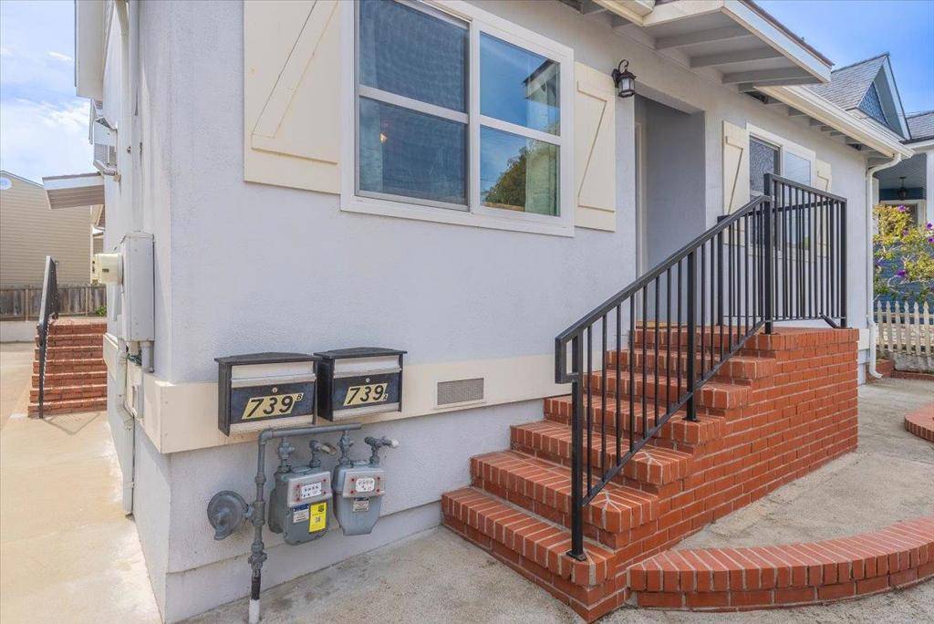 Monterey, CA 93940,739 W Franklin ST