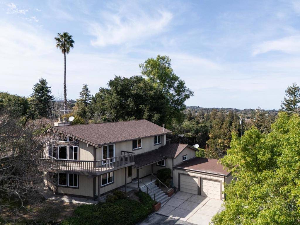Los Altos Hills, CA 94024,11569 Arroyo Oaks DR