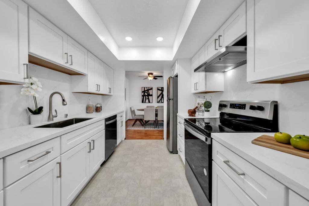Burlingame, CA 94010,1500 Howard AVE #308