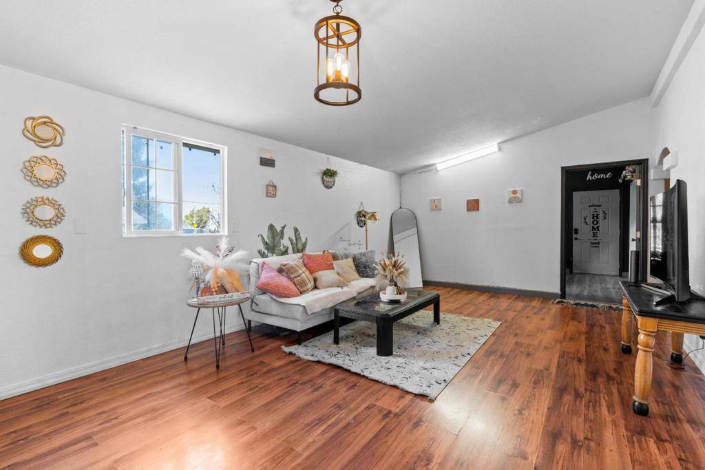Sacramento, CA 95824,2816 32nd AVE