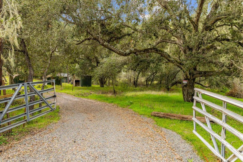 Salinas, CA 93908,28750 Underwood RD