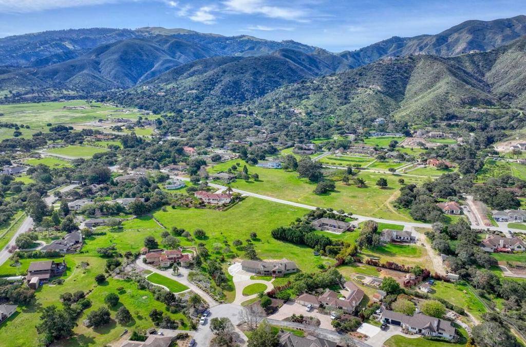 Salinas, CA 93908,23465 Redding CIR