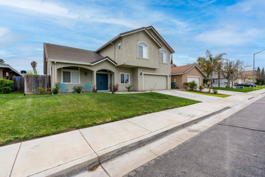 Los Banos, CA 93635,2231 Racquet Club DR