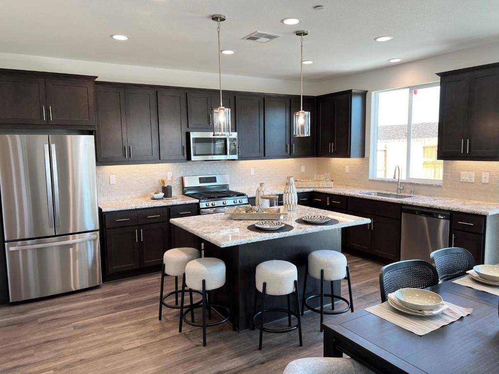 Hollister, CA 95023,1263 Pine Mountain DR #14-5