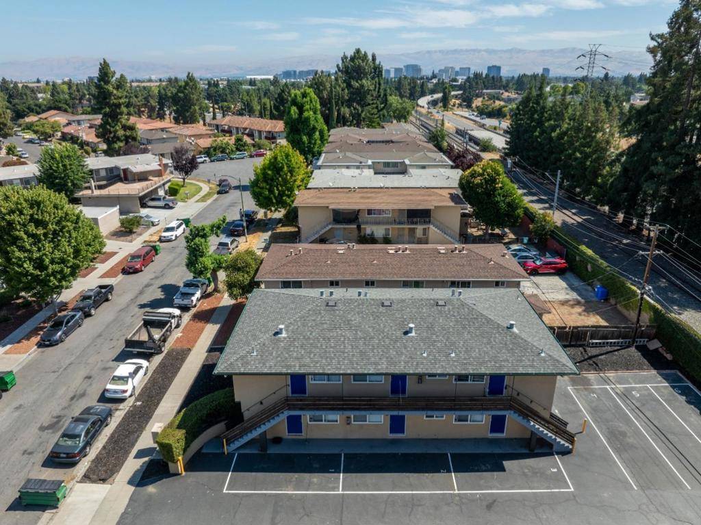 San Jose, CA 95128,794 Deland AVE