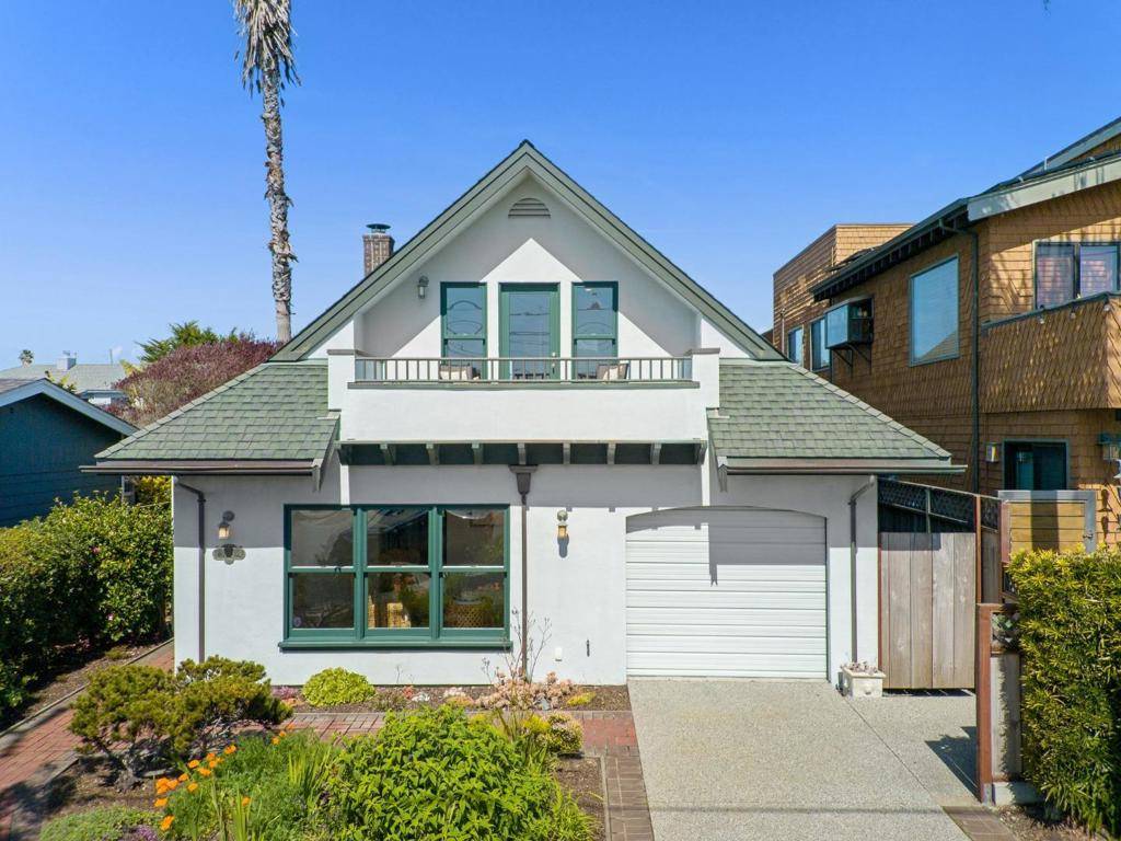 Santa Cruz, CA 95060,910 Pelton AVE
