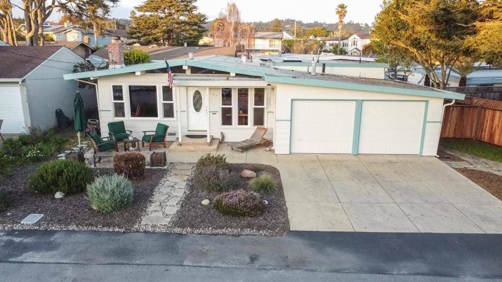 Aptos, CA 95003,108 Santa Cruz AVE