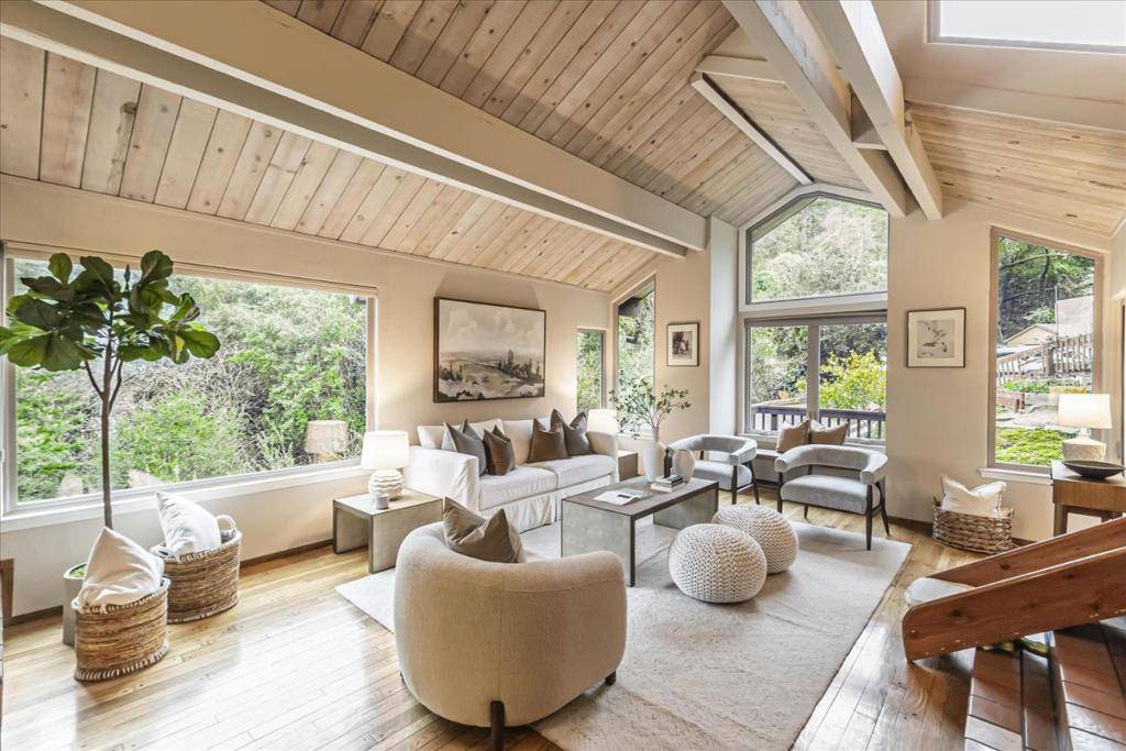 Los Gatos, CA 95030,19233 Mountain WAY