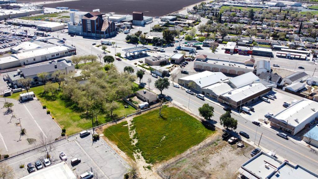 Los Banos, CA 93635,0 I ST