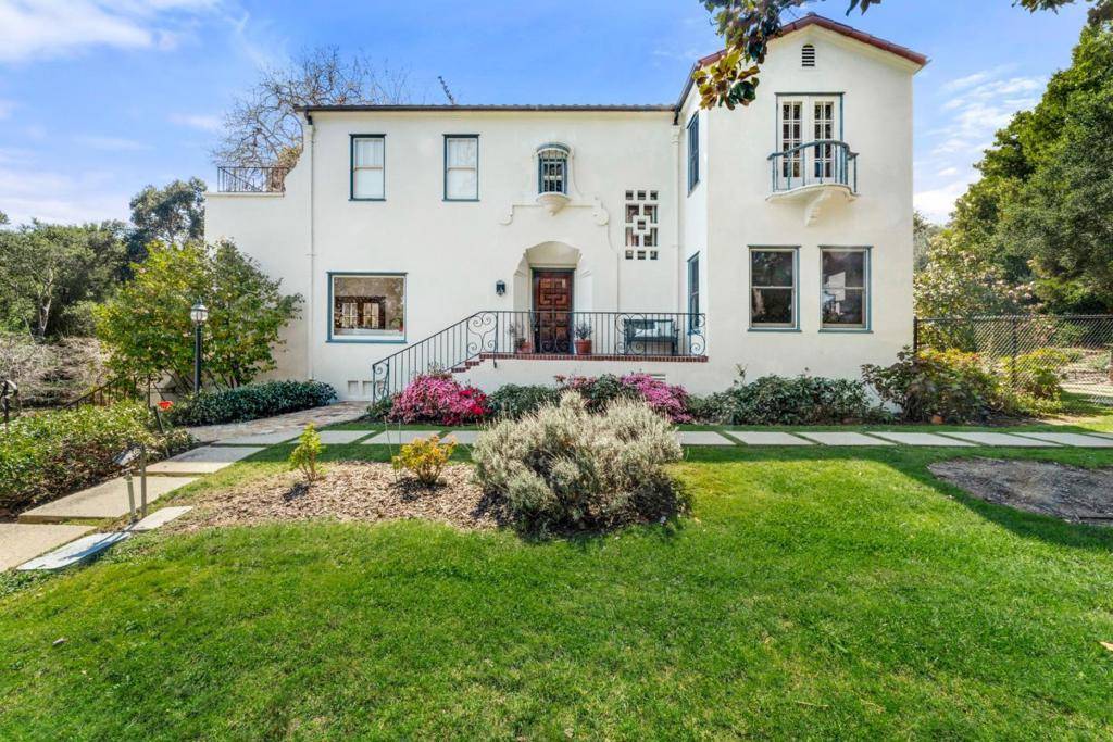 Stanford, CA 94305,710 Frenchmans RD