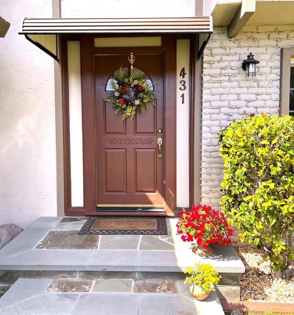 Sunnyvale, CA 94086,431 Liquidambar WAY