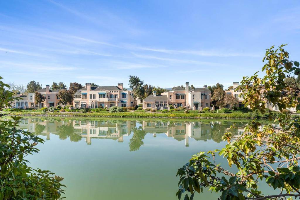 Redwood City, CA 94065,600 Baltic CIR #620