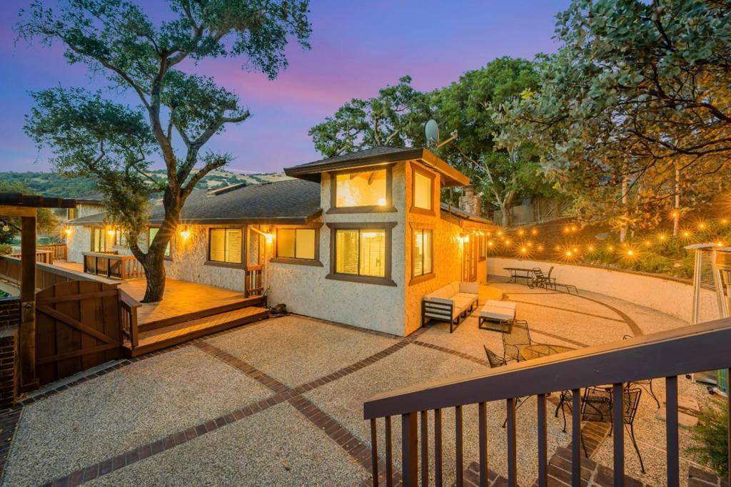 Morgan Hill, CA 95037,17255 Holiday DR