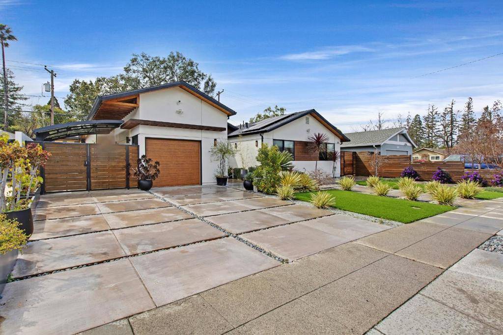 Los Gatos, CA 95032,104 Oak Park DR