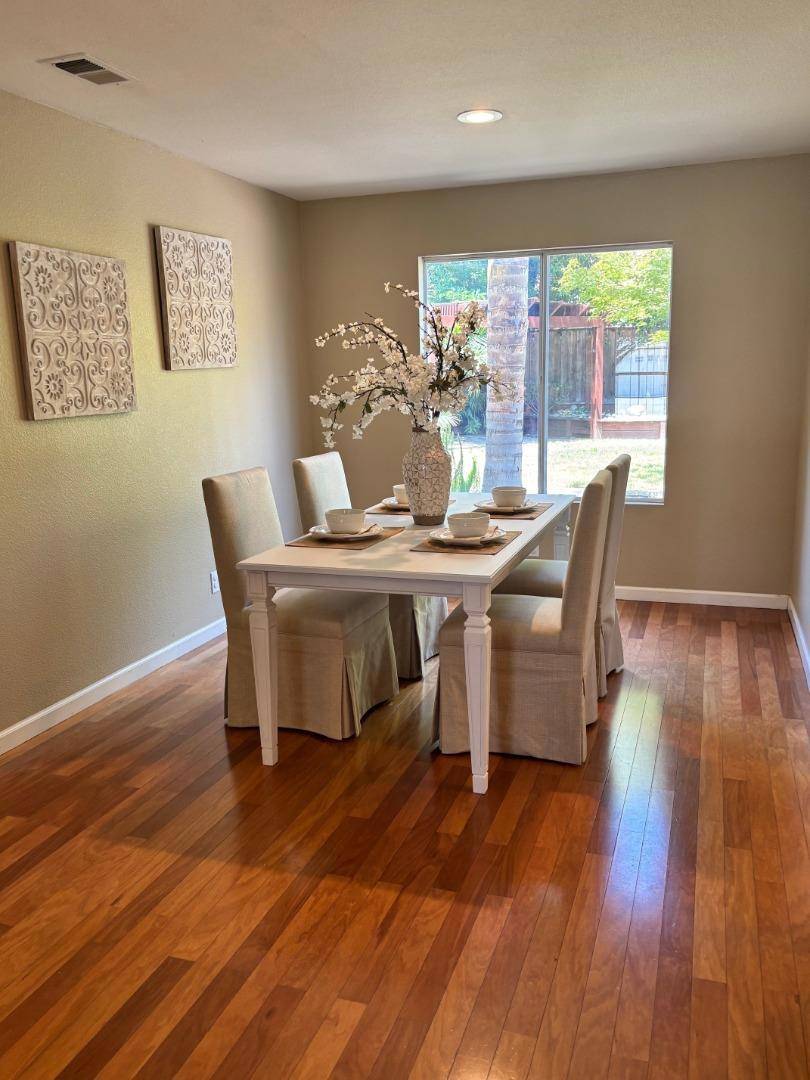 Gilroy, CA 95020,1341 Briarberry LN