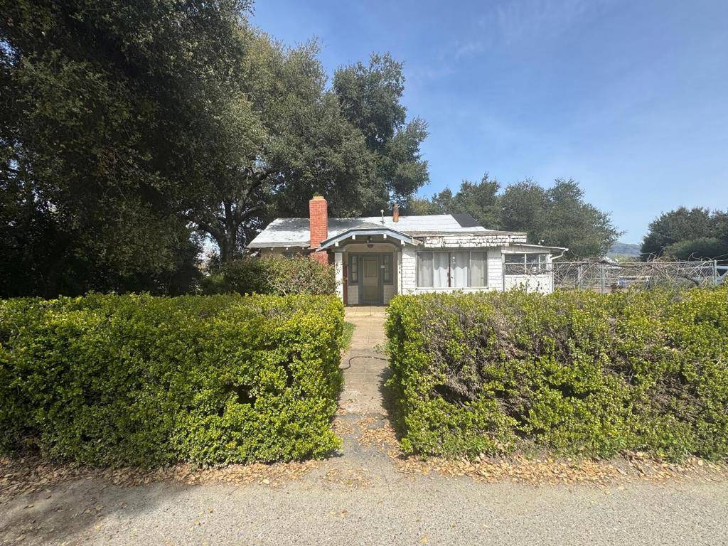 Morgan Hill, CA 95037,15220 Watsonville RD