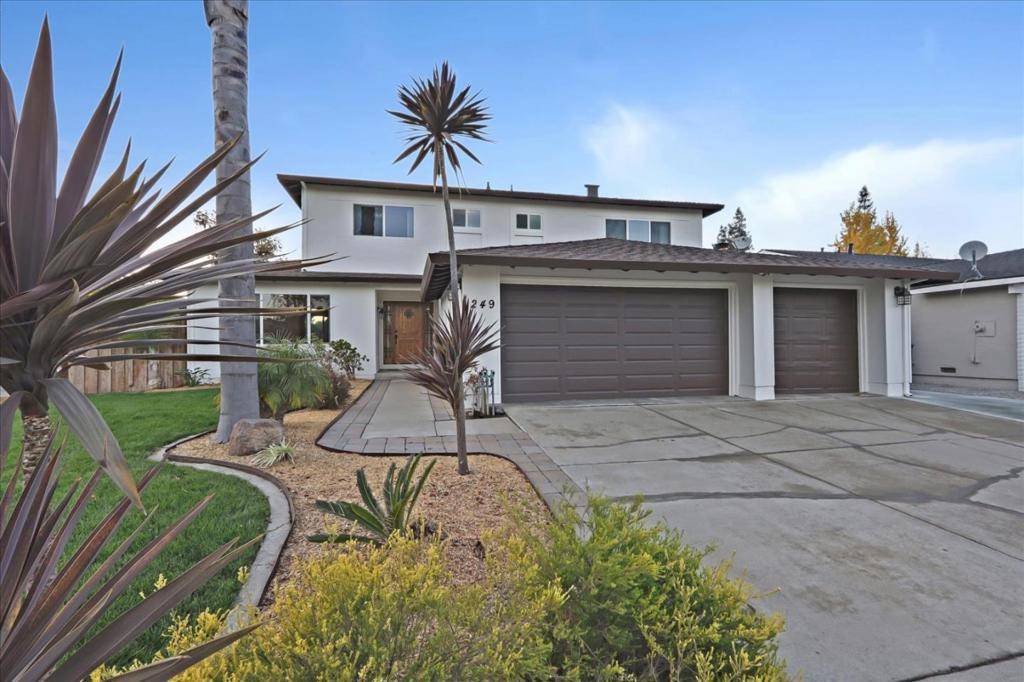 San Jose, CA 95119,249 Purple Glen DR