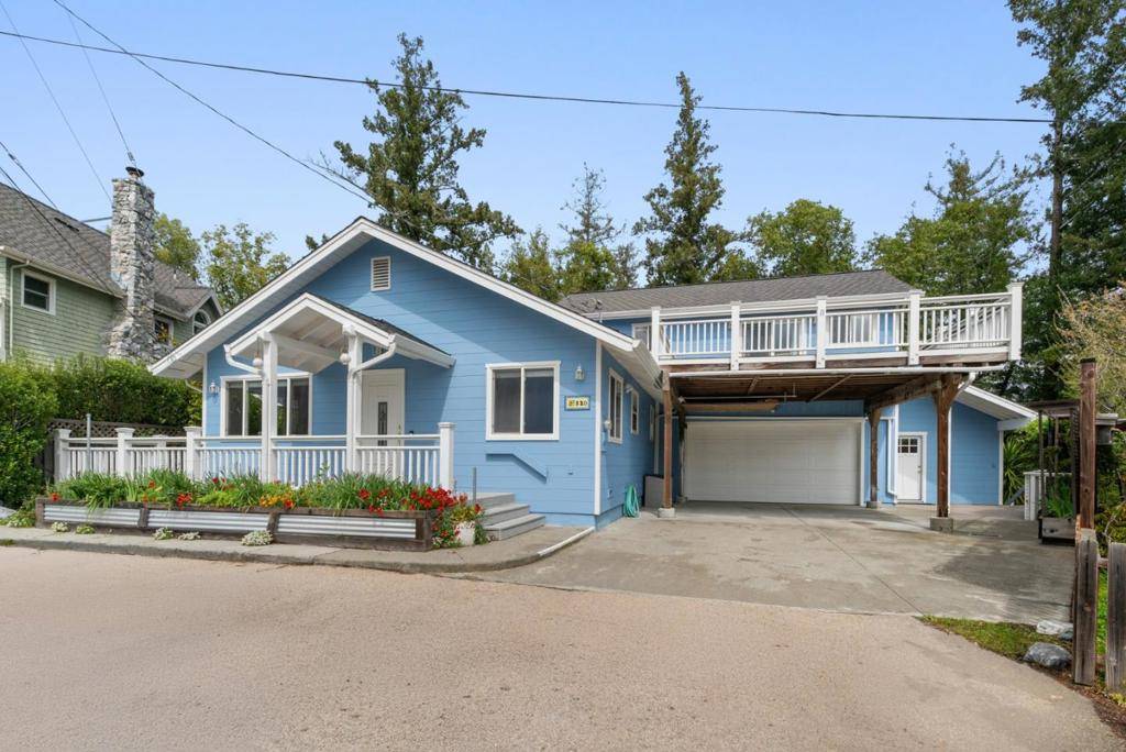 Scotts Valley, CA 95066,520 Tabor DR