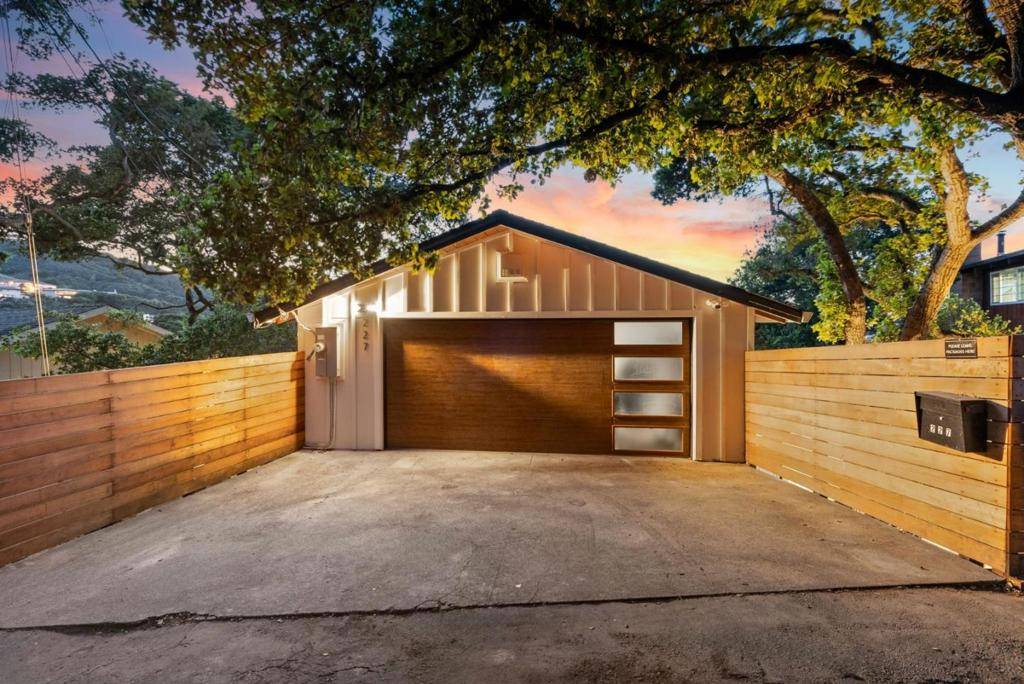 San Carlos, CA 94070,227 Winding WAY