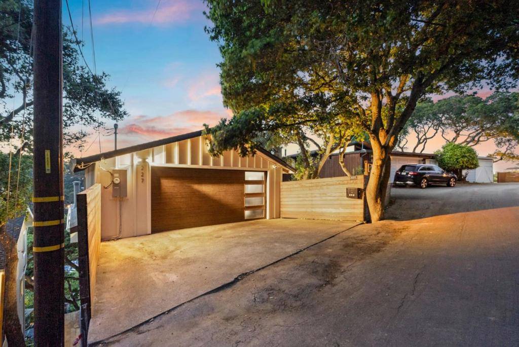 San Carlos, CA 94070,227 Winding WAY