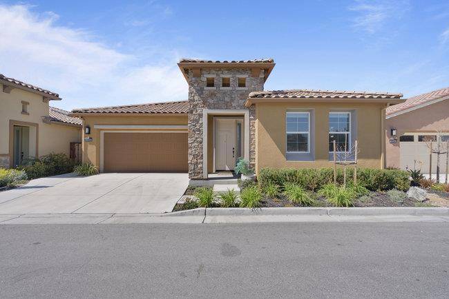 Hollister, CA 95023,2008 White Oak DR