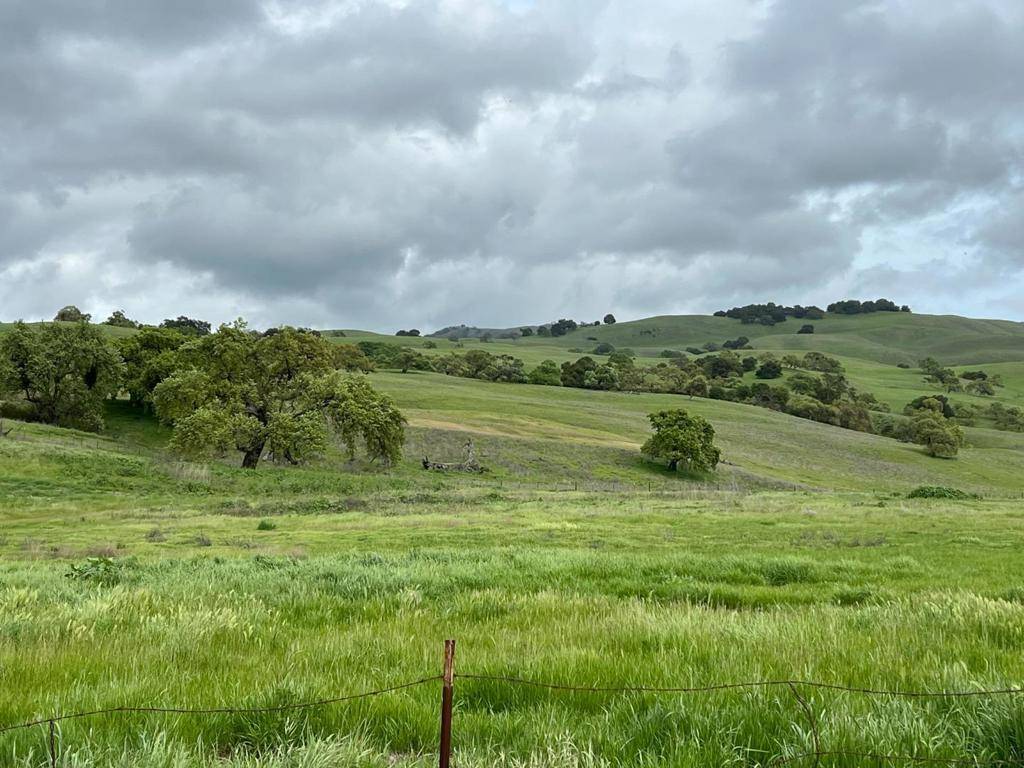 San Martin, CA 95046,0 Lesley LN