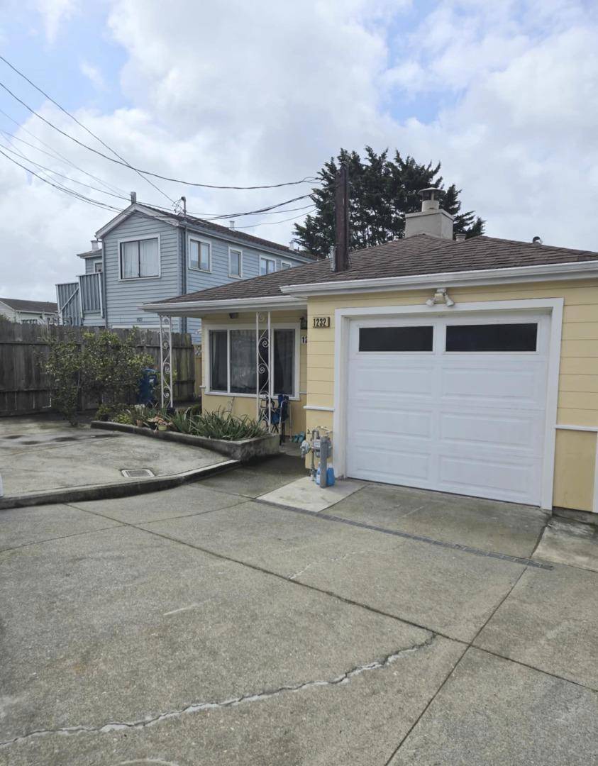 Daly City, CA 94014,1232 Hillside Blvd