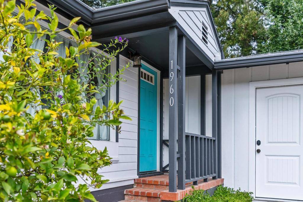 Santa Cruz, CA 95060,1960 La Madrona DR